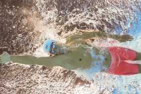 IM电竞游戏平台-电竞神话跨界篮球？TheShy爆冷击败篮网，惊天逆转引爆全场！